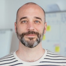 Photo of Chris Harding